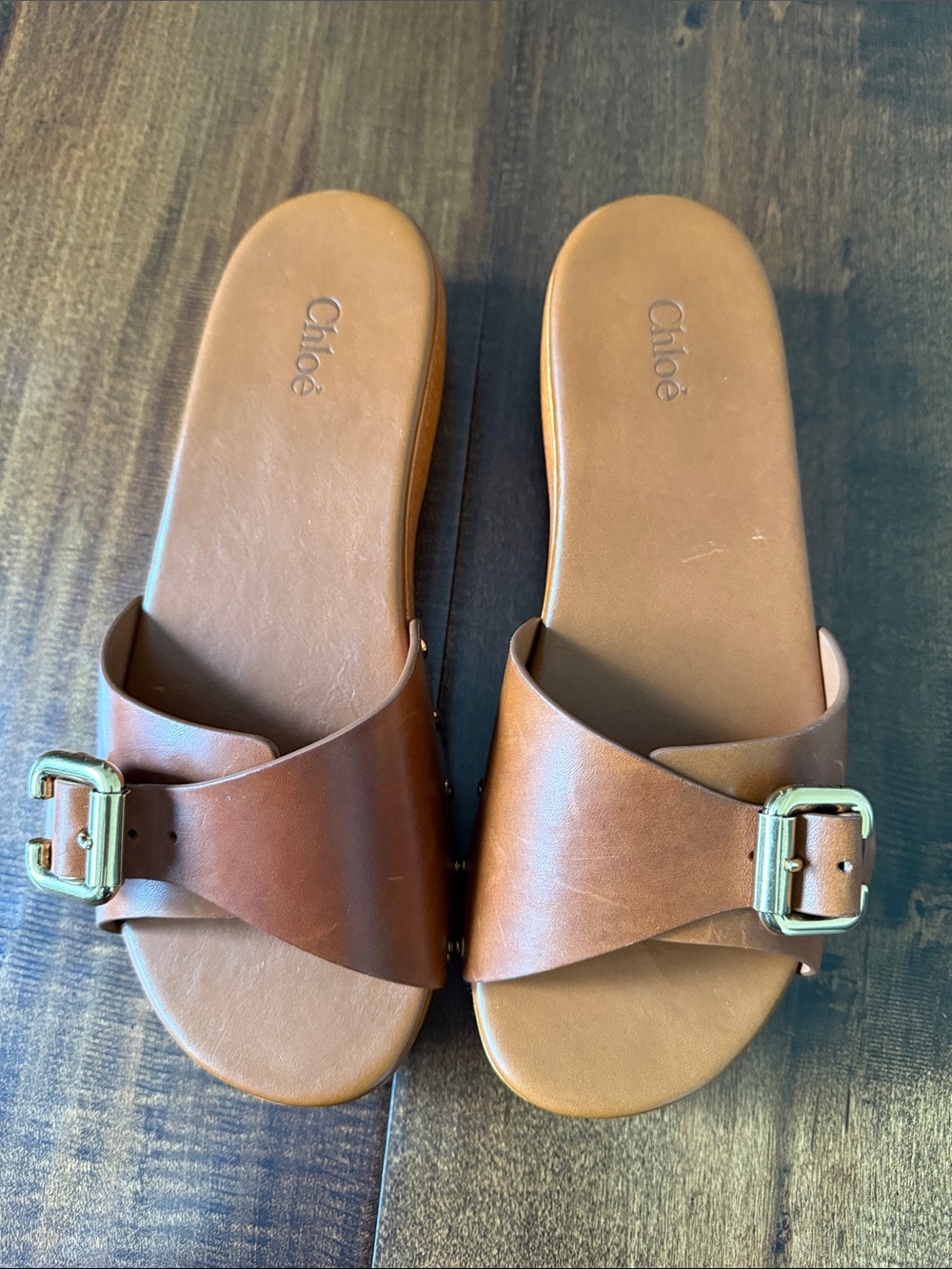 Chloe Jeanette Leather Buckle Clog Sandals  New size-37